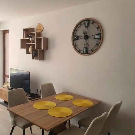 Appartement детелина апартамент- Free Underground Parking Lot